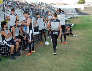 Treino do Treze no Estádio Presidente Vargas (Foto: Silas Batista / Globoesporte.com/pb)