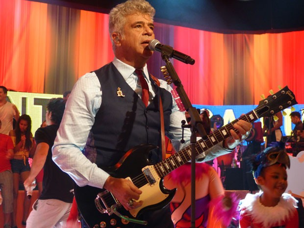 Lulu Santos arrasando no palco do Esquenta (Foto: Esquenta/ TV Globo) Lulu Santos arrasando no palco do Esquenta (Foto: Esquenta/ TV Globo)