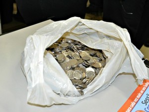 Assessoria da Câmara afirmou que guardas apreenderam sacola de moedas (Foto: Tatiane Queiroz/ G1 MS)