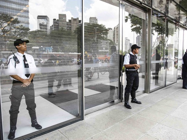 Para evitar 'rolé contra o racismo', Shopping JK Iguatemi fecha as portas (Foto: Vagner Campos/G1)