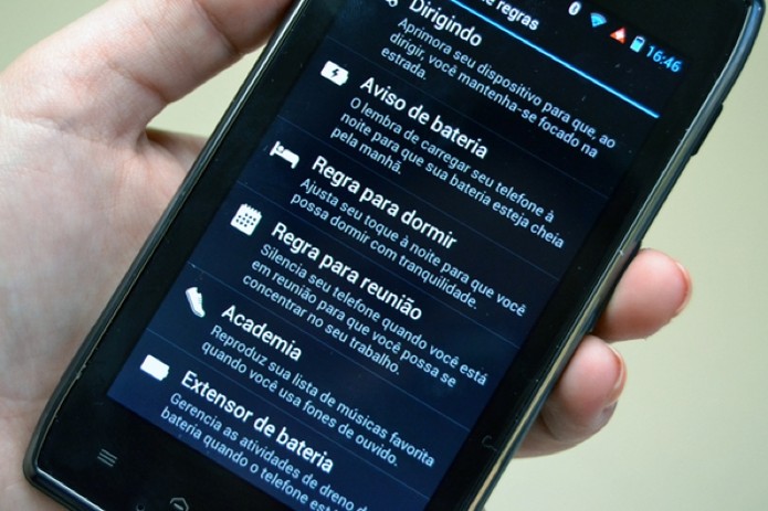 'Smart Actions' do Razr Maxx são diferencial no sistema (Foto: Stella Dauer/TechTudo) 'Smart Actions' do Razr Maxx são diferencial no sistema (Foto: Stella Dauer/TechTudo)
