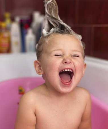 cabelo; bebe; banho (Foto: Thinkstock)