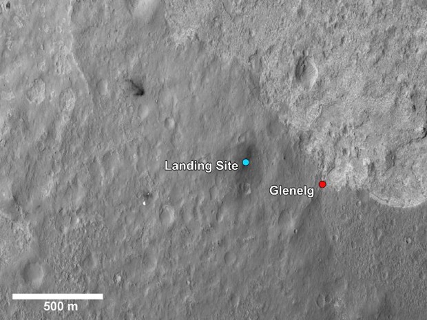 A bolinha azul representa o local em que se encontra o Curiosity. A vermelha, até onde ele vai se locomover (Foto: NASA/JPL-Caltech/MSSS/LANL)