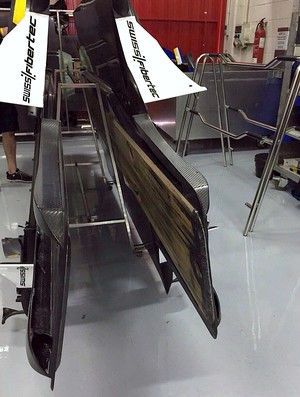 Assoalho placa de madeira Fórmula 1 titânio
