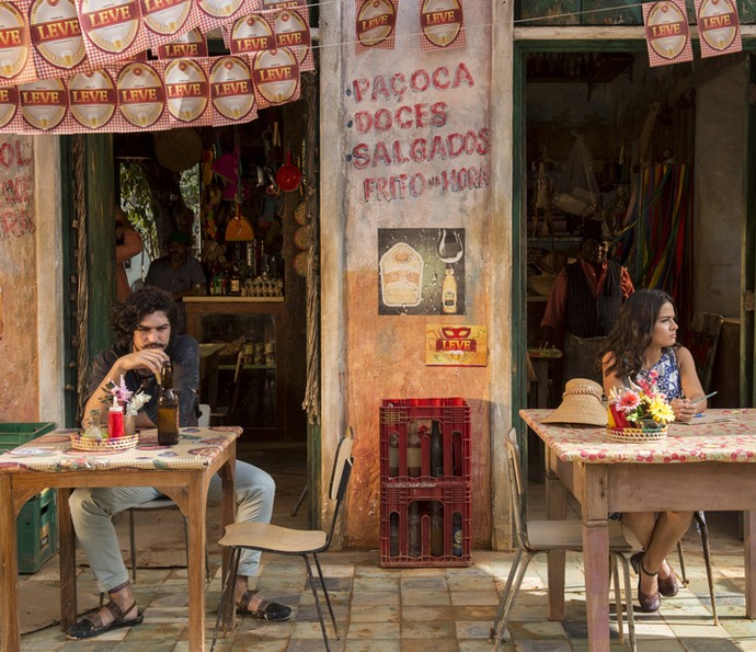 Miguel e Olívia se conhecem notícias em Resumo da novela