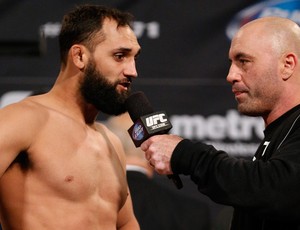 MMA Pesagem UFC 171 - Johny Hendricks e Joe Rogan (Foto: Getty Images)