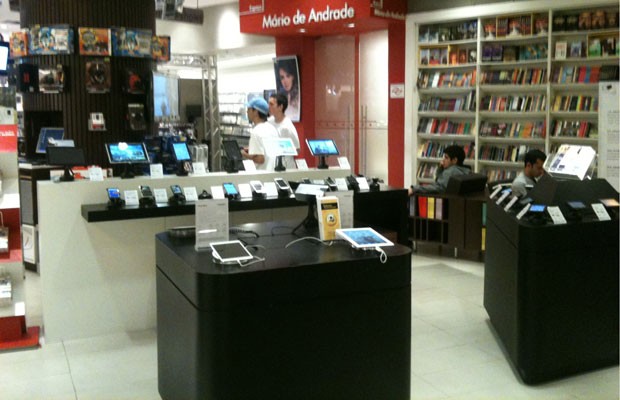 iPad chegou sem barulho à loja Saraiva do Shopping Paulista (Foto: Daniela Braun/G1)