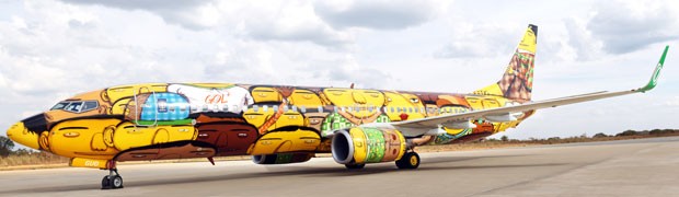 [Brasil] Pintura do avião da seleção agrada críticos de arte e divide torcedores Aviao