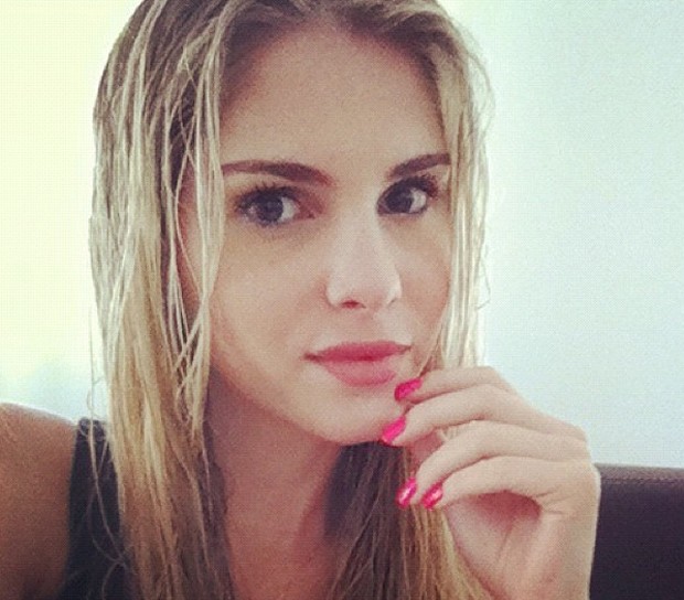 Bárbara Evans (Foto: Reprodução / Twitter)