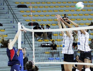 Vôlei feminino do Santos sub-19 perde para o São Carlos (Foto: Divulgação / Zerri Torquato)