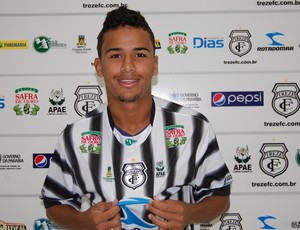 Téssio, meia do Treze (Foto: Silas Batista / Globoesporte.com/pb)