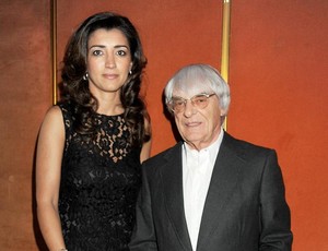 Fabiana e Bernie no lançamento do filme 'Senna', na Inglaterra, em 2011 (Foto: Getty Images)