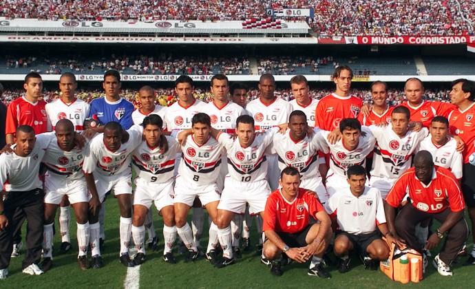 Zagueiro Jean São Paulo Supercampeonato Paulista 2002 (Foto: Rubens Chiri/Site oficial do São Paulo)