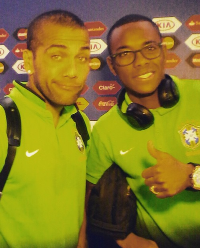 Daniel Alves e Robinho Brasil x Venezuela (Foto: Reprodução/Instagram)