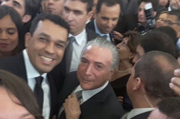 Rodrigo Silveira, da Abracerva, com o presidente Michel Temer, em Brasília