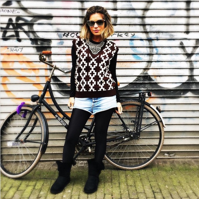 Confira os looks da semana da apresentadora Paula Magalh u00e3es notícias em Extras Mosaico Baiano Adesivo Estrela Kalunga ~ Confira os looks da semana da apresentadora Paula Magalh u00e3es notícias em Extras Mosaico Baiano