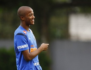 Victor Andrade treino Santos (Foto: Ricardo Saibun/Divulgação Santos FC)