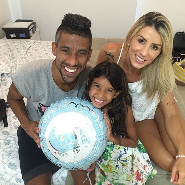 Léo Moura, Camila Silva e a filha Duda (Foto: Reprodução/Instagram)
