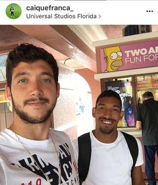 Jogadores do Corinthians curtem tarde livre em Orlando