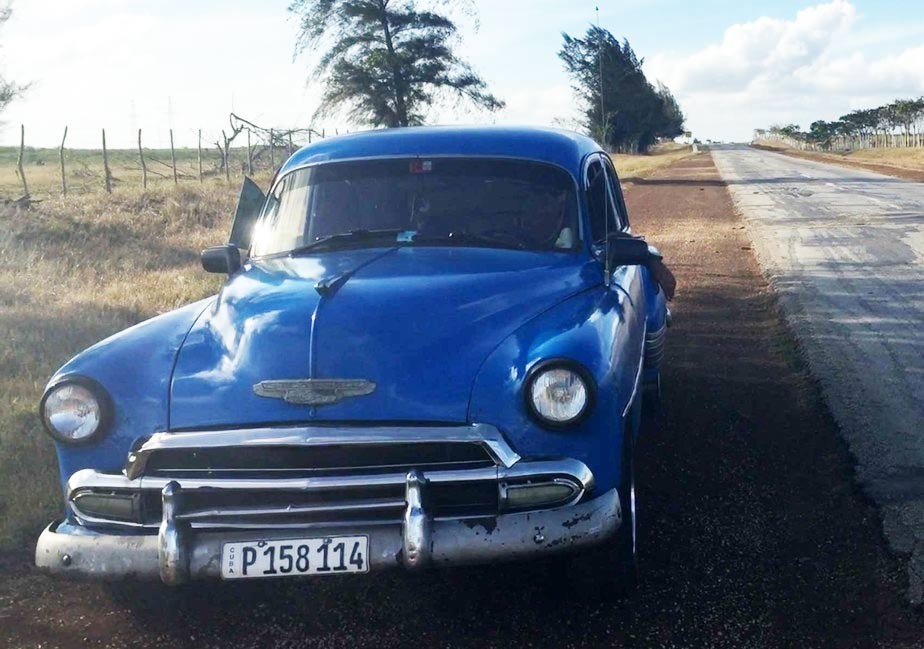 G1 atravessa Cuba em Chevrolet De Luxe ano 1952