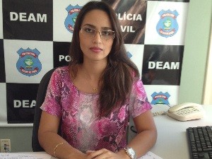 Delegada Cássia Sertão - caso Cantor sertanejo Vitor agredido a ex-mulher, em Goiânia, Goiás (Foto: Sílvio Túlio / G1)