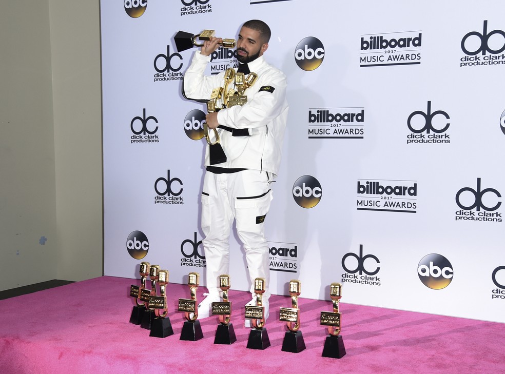 Drake bate recorde e leva 12 prêmios (Foto: Richard Shotwell/Invision/AP)