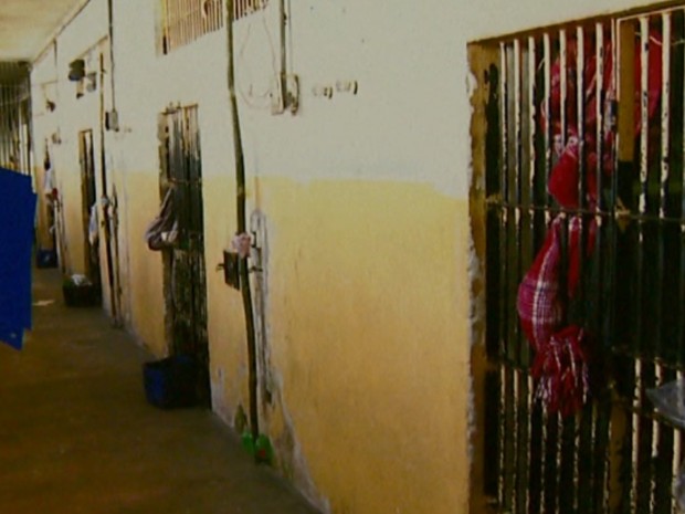 Juiz e delegado de Muzambinho dizem que unidade prisional precisa de reforma (Foto: Reprodução EPTV)