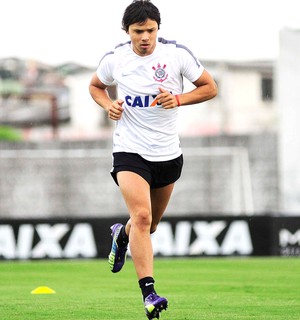Após custar quase R$ 7 mi, Romero vira última opção de Tite para ataque