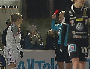 Ramona Bachmann expulsa LdB Malmö e Umea (Foto: Reprodução de TV)