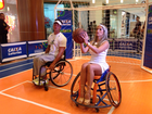 Fernando Fernandes e Fani jogam basquete de cadeira de rodas no Rio