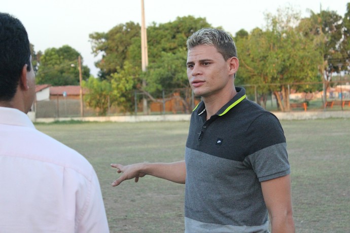 Jonas Corinthians em Teresina 2014 (Foto: Renan Morais/GloboEsporte.com) Jonas Corinthians em Teresina 2014 (Foto: Renan Morais/GloboEsporte.com)
