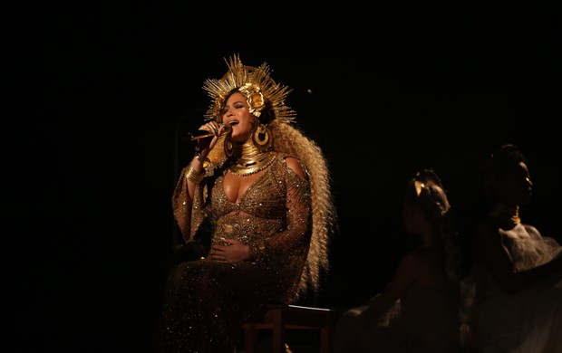 BeyoncÃ© no Grammy (Foto: Reuters)