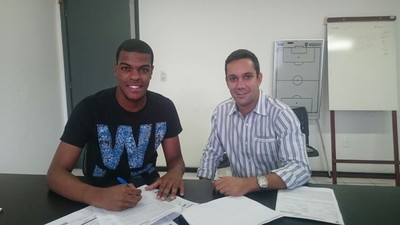 Saulo contrato Botafogo (Foto: Divulgação)