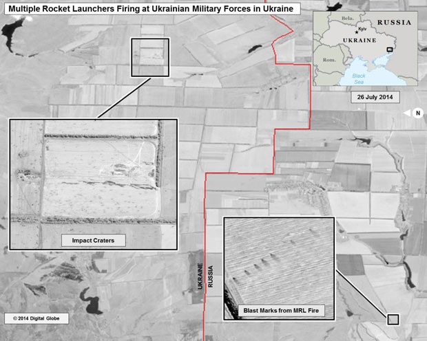 Segundo informações divulgadas pelos EUA, as imagens acima são prova de que forças russas dispararam através da fronteira contra forças militares ucranianas, e que separatistas apoiados pela Rússia usaram artilharia pesada, provida pela Rússia, em ataques às forças ucranianas de dentro da Ucrânia (Foto: AP/Departamento de Estado dos EUA)