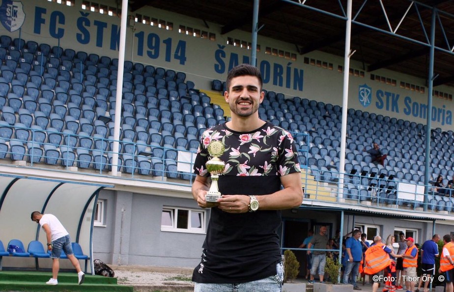 Artilheiro na Eslováquia, Peu volta ao Flu e diz que vai 