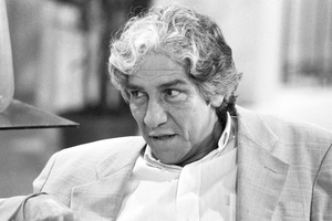 Dr. Alberto (Cláudio Cavalcanti) (Foto: CEDOC / TV GLOBO)