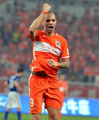 Diego Tardelli Shandong Luneng (Foto: Sina.com)