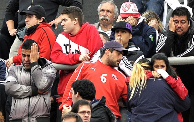 torcida, River Plate e Independiente (Foto: Agência AFP)