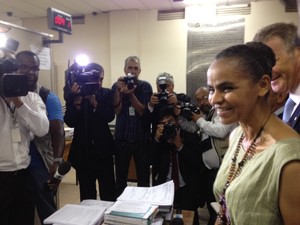 Marina Silva registrou estatuto da Rede nesta quarta-feira (27) em Brasília (Foto: Amanda Lima/G1)