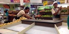 Cheia deixa supermercados desabastecidos (Rayssa Natani/G1 )
