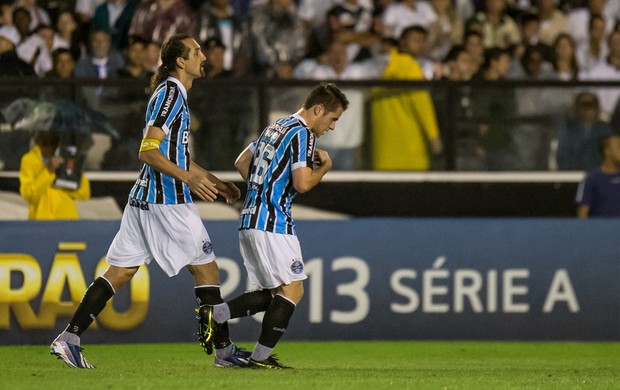 Barcos Ramiro gol Grêmio (Foto: Celso Pupo / Ag. Estado) Barcos Ramiro gol Grêmio (Foto: Celso Pupo / Ag. Estado)