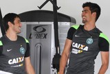 Central do Mercado: Cruzeiro entra na briga com Santos por Leandro Almeida Central do Mercado: Cruzeiro entra na briga com Santos por Leandro Almeida