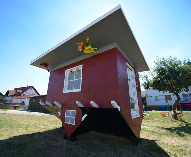 Casa em escala real será erguida na cidade de Edersee em 2014 (Foto: Uwe Zucchi, DPA/AFP)