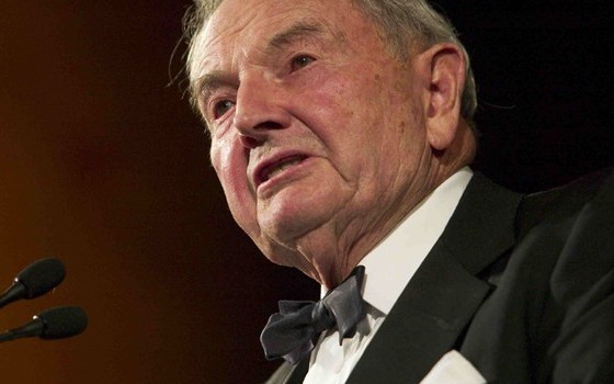 Morre aos 101 anos David Rockefeller – DW – 20/03/2017