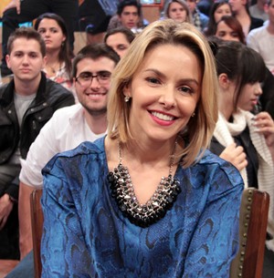 Bianca Rinaldi morria de vergonha de cantar na TV (TV Globo/Altas Horas)