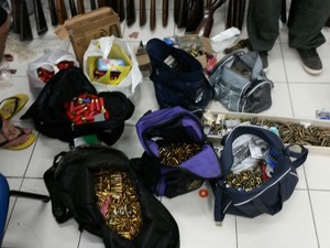 Mais de 20 mil munição foram apreendidas em Caruaru, no Agreste de Pernambuco (Foto: Divulgação/ Polícia Civil)