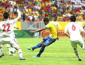 Paulinho, Brasil e Japão, Mané Garrincha (Foto: Getty Images)