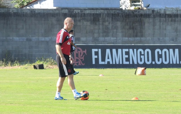 Mano Menezes, treino Flamengo (Foto: Cahê Moita)