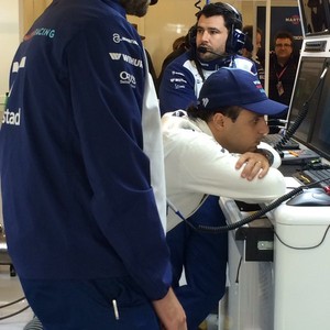 O brasileiro Felipe Massa da Williams e a interminável espera em Austin: jornada dupla neste domingo (Foto: Divulgação)