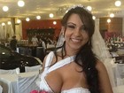Gretchen posta foto da filha vestida de noiva: 'Missão cumprida'